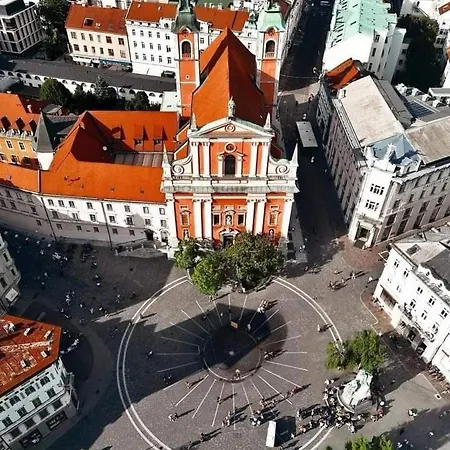 Little Plaza Centre * Ljubljana