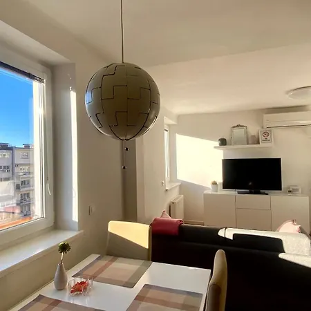 아파트 Little Plaza Centre *