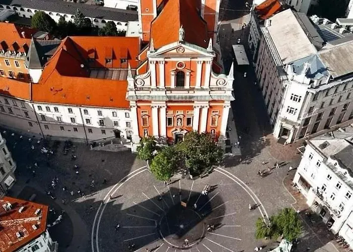 Little Plaza Centre * Ljubljana