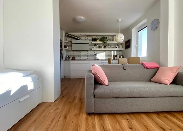 Little Plaza Centre Lublaň